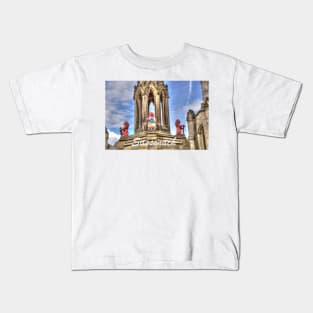 the Bruce Fountain , Inverness - ( Outlander location Falkland, Scotland ) Kids T-Shirt